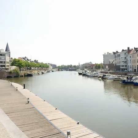 Cozy In City Harbour With Garden *