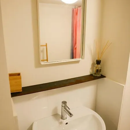Cozy In City Harbour With Garden Apartmán