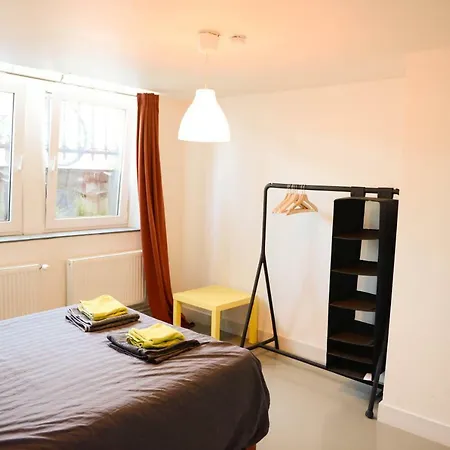 Apartmán Cozy In City Harbour With Garden Gent