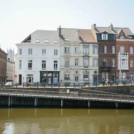 Cozy In City Harbour With Garden Apartmán